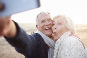 Elderly couple with all-on-4 dental implant dentures in Elgin, IL